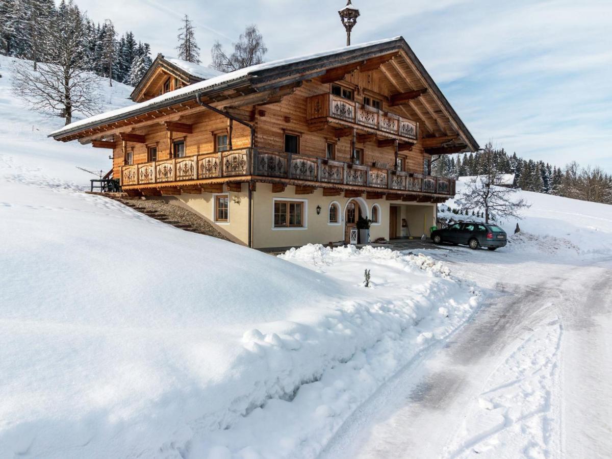 Villa On A Courtyard Near The Ski Area In Salzburg Eben Im Pongau Exterior photo