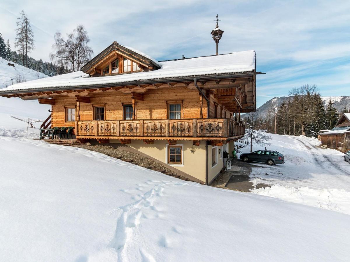 Villa On A Courtyard Near The Ski Area In Salzburg Eben Im Pongau Exterior photo